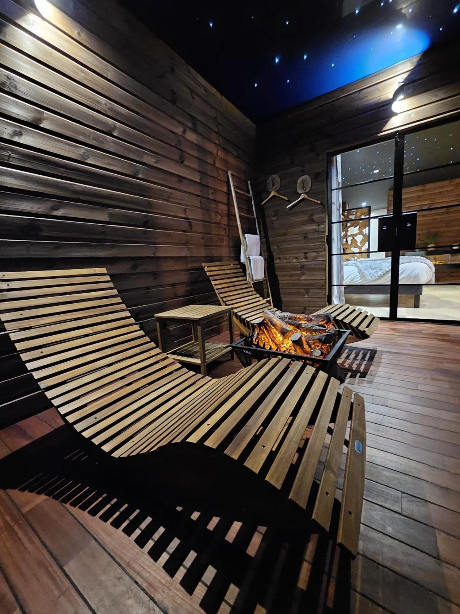 Le Chalet Loft Spa Calais Exterior photo